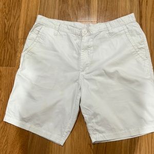 Claiborne Men’s White Shorts